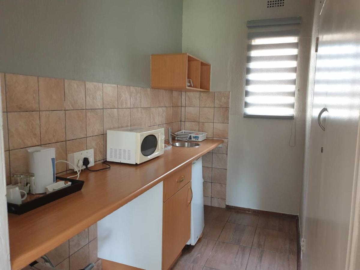 Matina Guest House Johannesburg Exterior photo